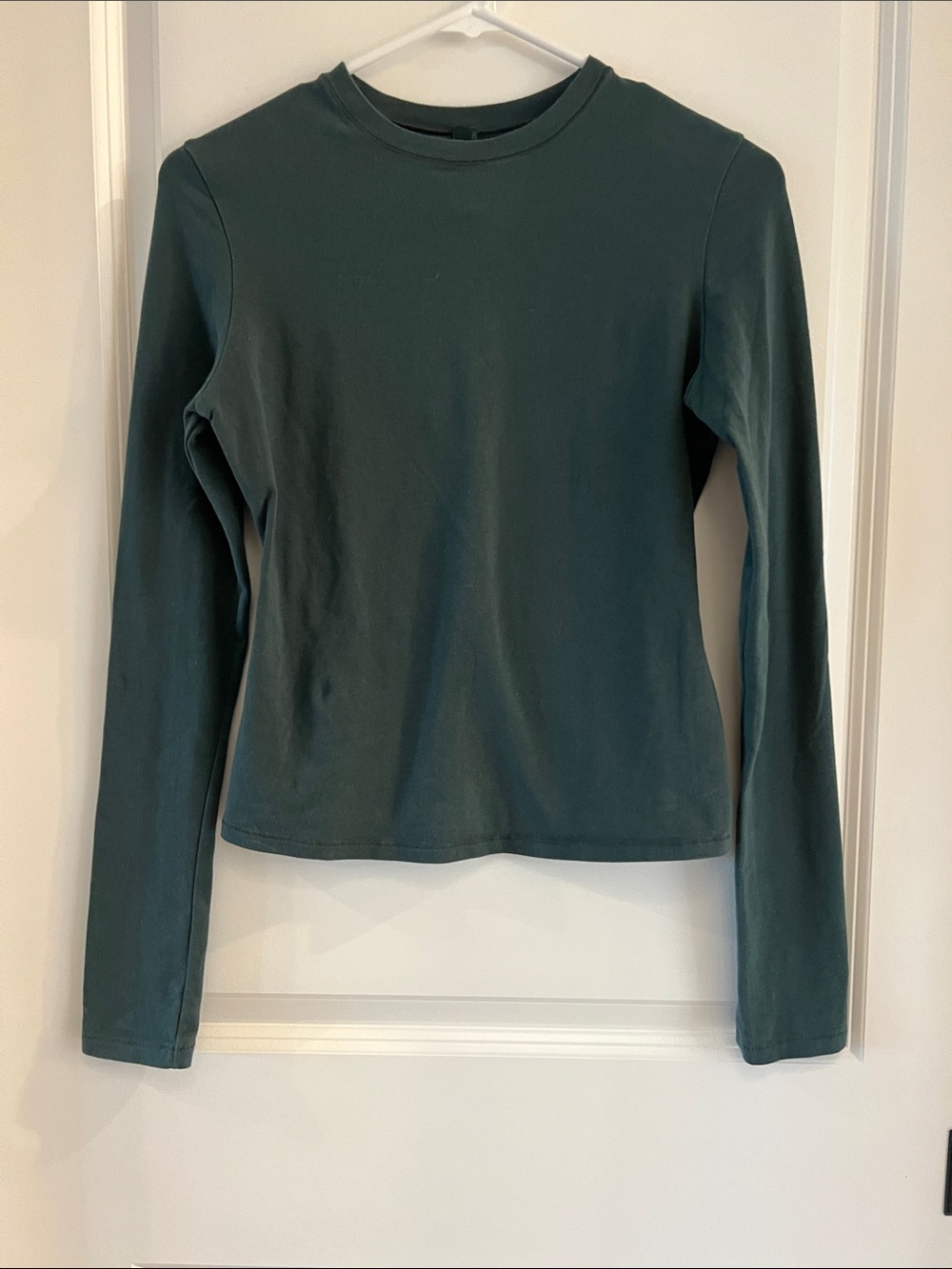 Skims Forest Green Cotton Jersey Long Sleeve T-shirt. Size M.